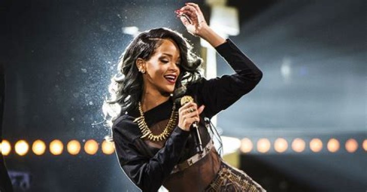 
10 best Rihanna songs you should not miss 