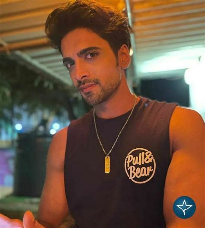 
Aakash Jangid Height, Weight, Net Worth, Age, Birthday, Wikipedia, Who, Nationality, Biography 