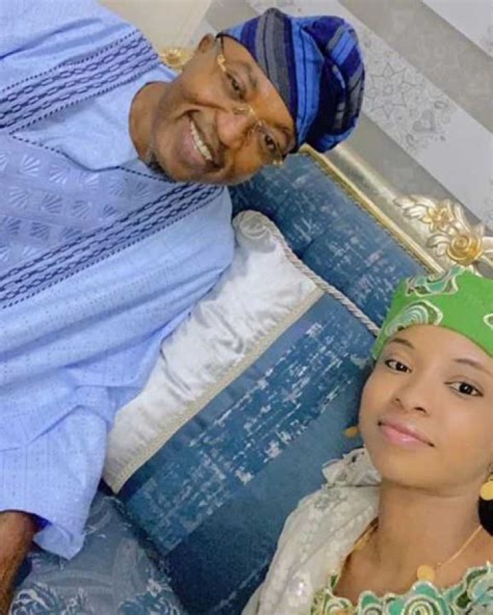 
Adewale Akanbi is Married to Wife: Firdauz Abdullahi. Kids. 