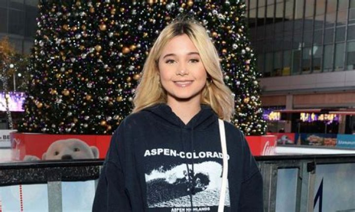 
Alabama Luella Barker – Who is Travis Barker’s daughter? Wiki 