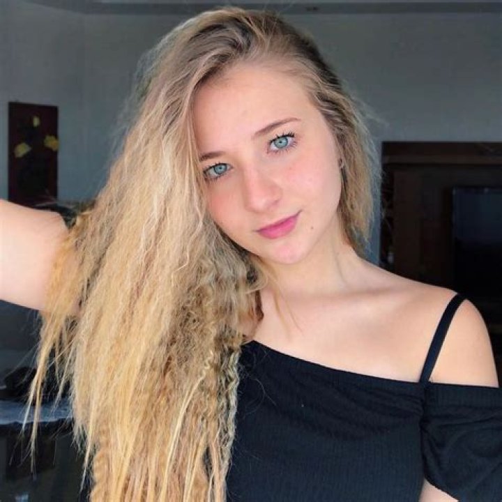 
Aline Prieto Height, Age, Who, Boyfriend, Biography, Wiki, Net Worth 