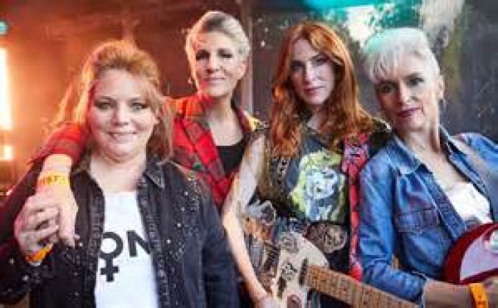 
Amelia Bullmore And Her Husband Share Two Daughters Who Also Followed Their Parents Footsteps 