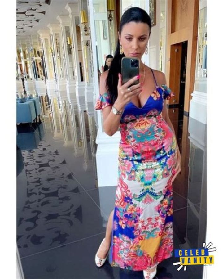 Ania Bukstein Height, Weight, Net Worth, Age, Birthday, Wikipedia, Who, Nationality, Biography