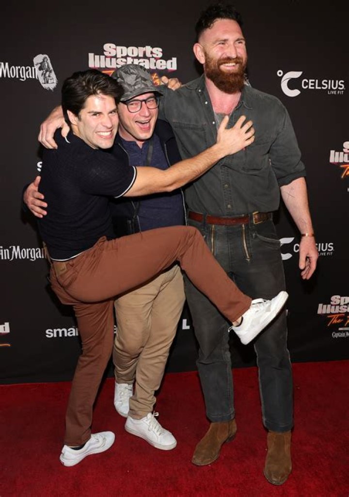 Asher Grodman Height, Weight, Net Worth, Age, Birthday, Wikipedia, Who, Nationality, Biography