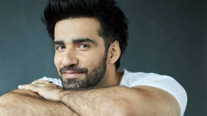 Avinash Mukherjee Height, Weight, Net Worth, Age, Birthday, Wikipedia, Who, Instagram, Biography