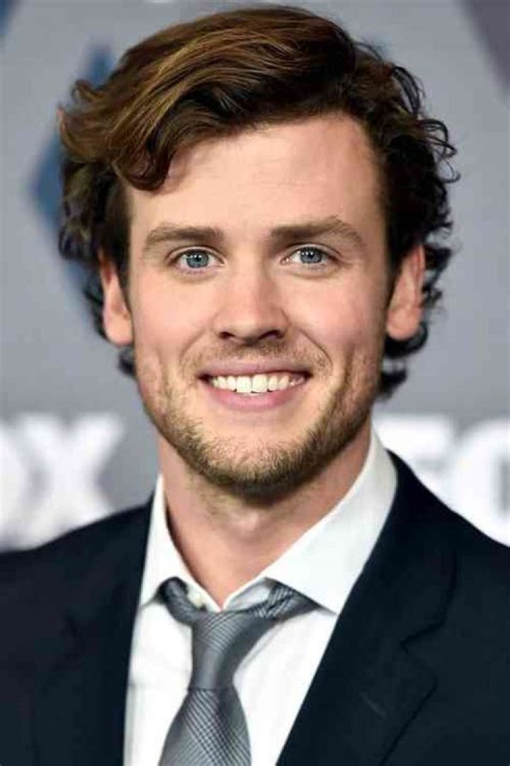 
Ben Cutmore Height, Weight, Net Worth, Age, Birthday, Wikipedia, Who, Nationality, Biography 