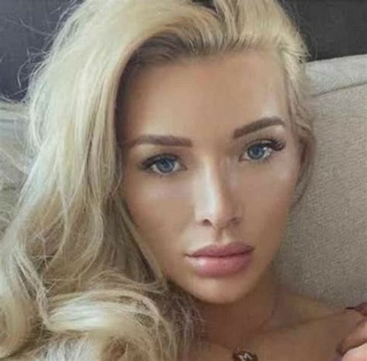 Big Bambina Real name Danielle Frappier: Transgender model Is Dillon Brooks New Girlfriend!