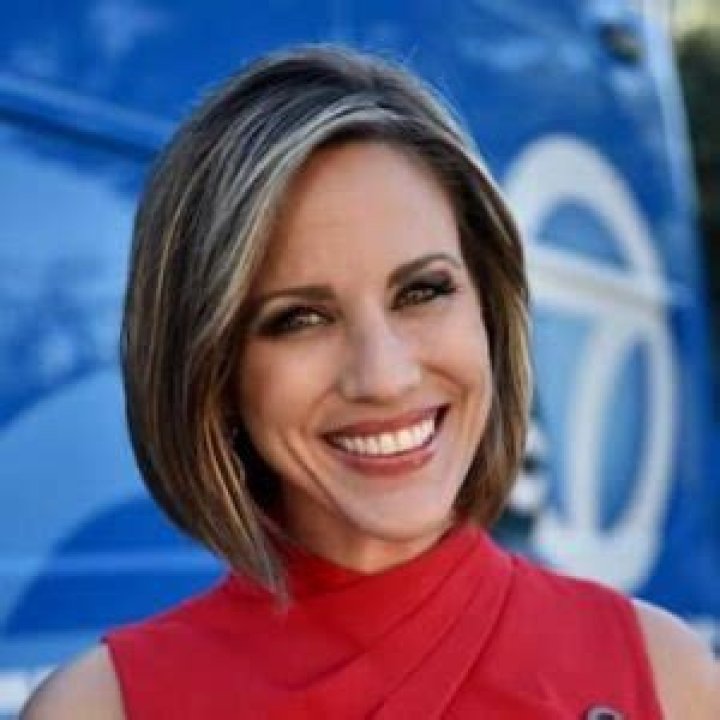 
Brandi Hitt Height, Weight, Net Worth, Age, Birthday, Wikipedia, Who, Nationality, Biography 