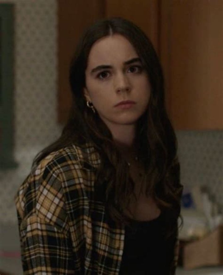 Callie Yellowjackets Actress Sarah Desjardins Is A Breakout Star