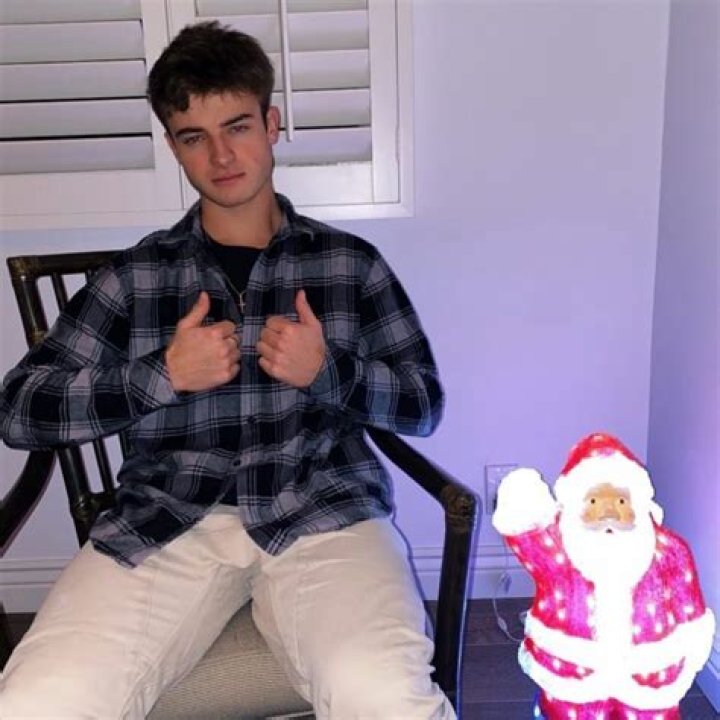 Colton Little Height, Weight, Net Worth, Age, Birthday, Wikipedia, Who, Instagram, Biography