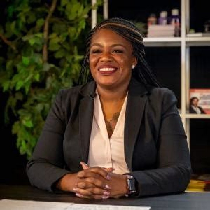 
Cori Anika Bush Height, Weight, Net Worth, Age, Birthday, Wikipedia, Who, Nationality, Biography 