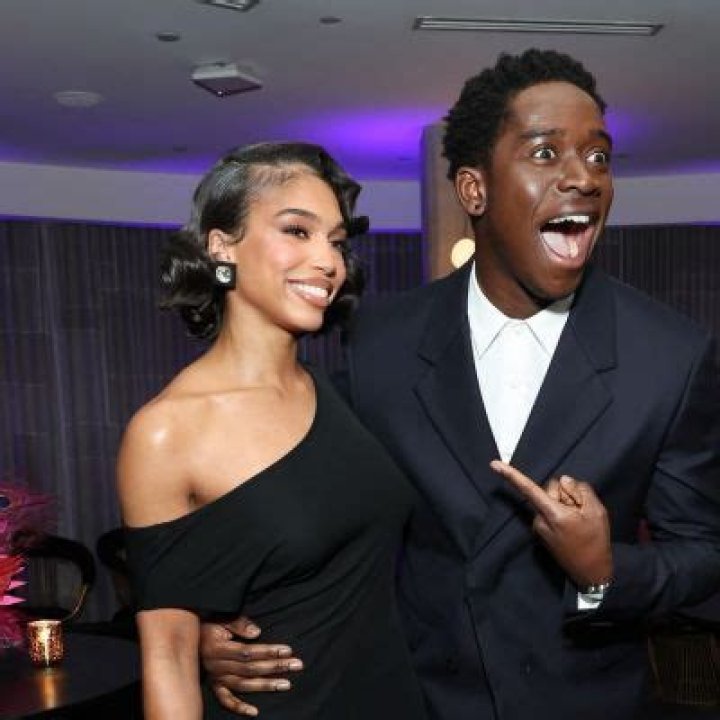 
Damson Idris Siblings: Who Are His Parents? Wiki & Family 