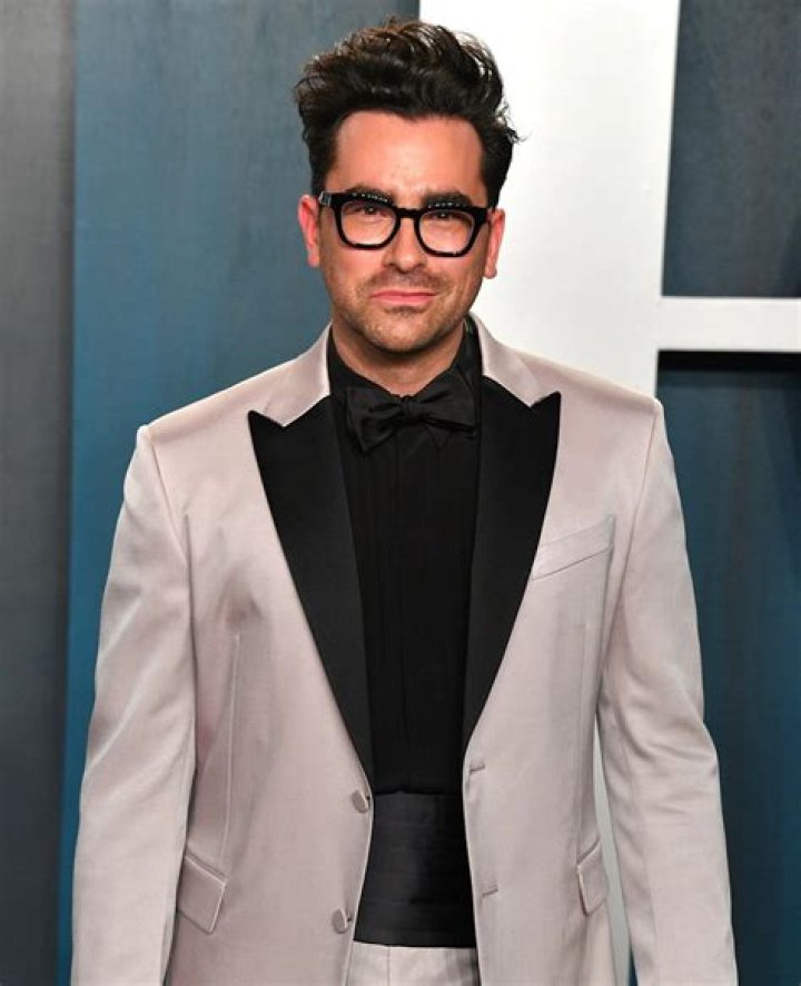 
Dan Levy Making Movie Directorial Debut with ‘Good Grief’ at Netflix: ‘Dream Come True’ 