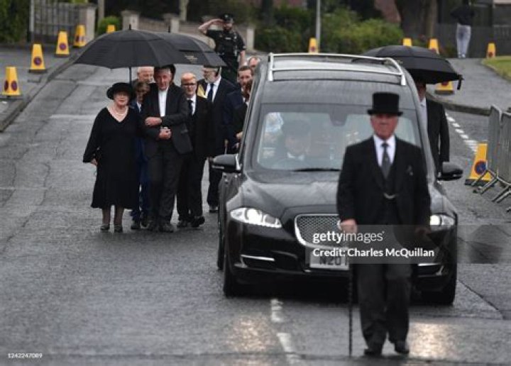 
David Trimble Passed Away After A Short Illness: Where Is His Wife Daphne Elizabeth Trimble? 