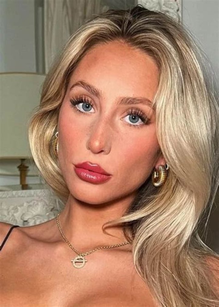 
Earle Herrera Net Worth, Age, Birthday, Wikipedia, Who, Nationality, Biography 