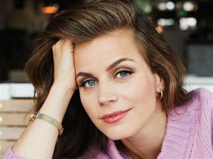 Elise Schaap Height, Weight, Net Worth, Age, Birthday, Wikipedia, Who, Nationality, Biography