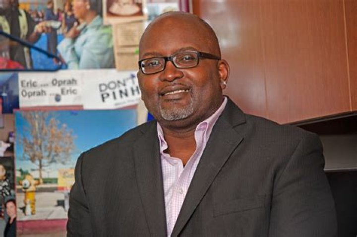 
Eric Deggans Age, Birthday, Wikipedia, Who, Nationality, Biography 