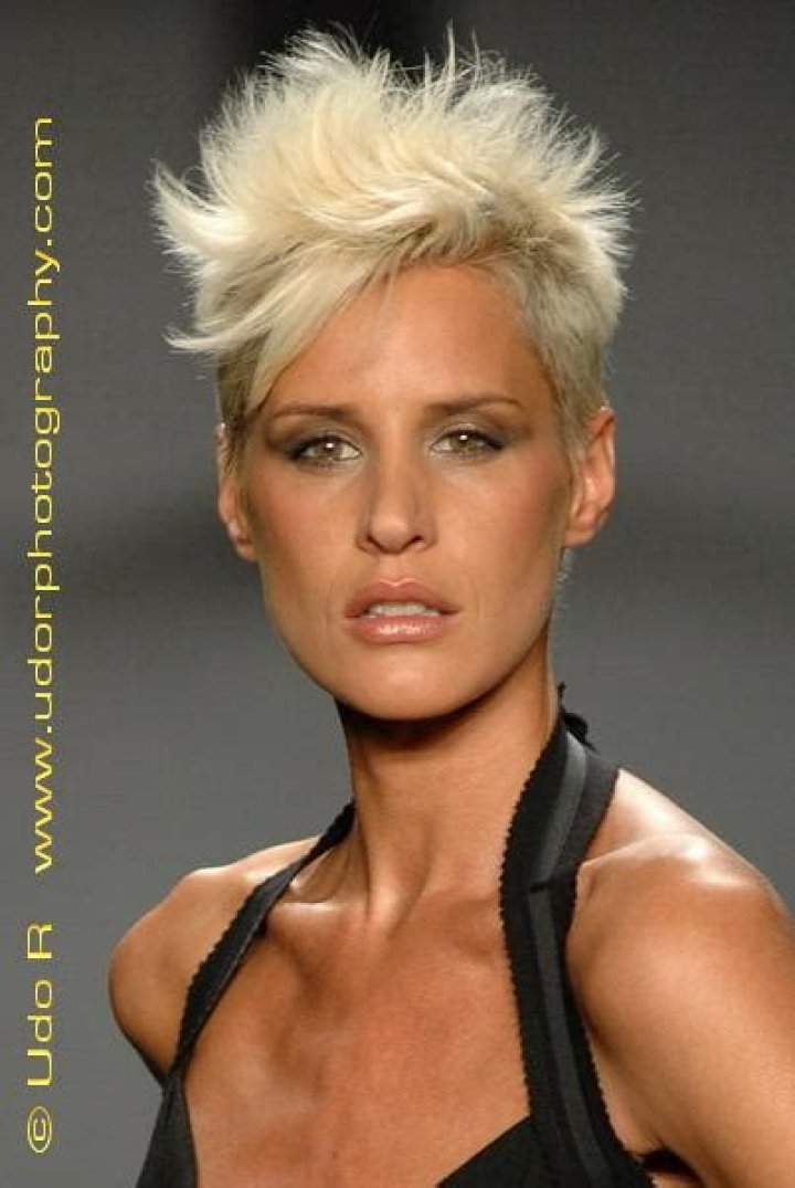 
Eve Salvail Net Worth, Age, Birthday, Wikipedia, Who, Nationality, Biography 