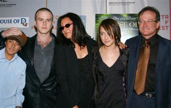 
Famous American Singer, Robert Williams aka Robbie Williams, passed away at 73 