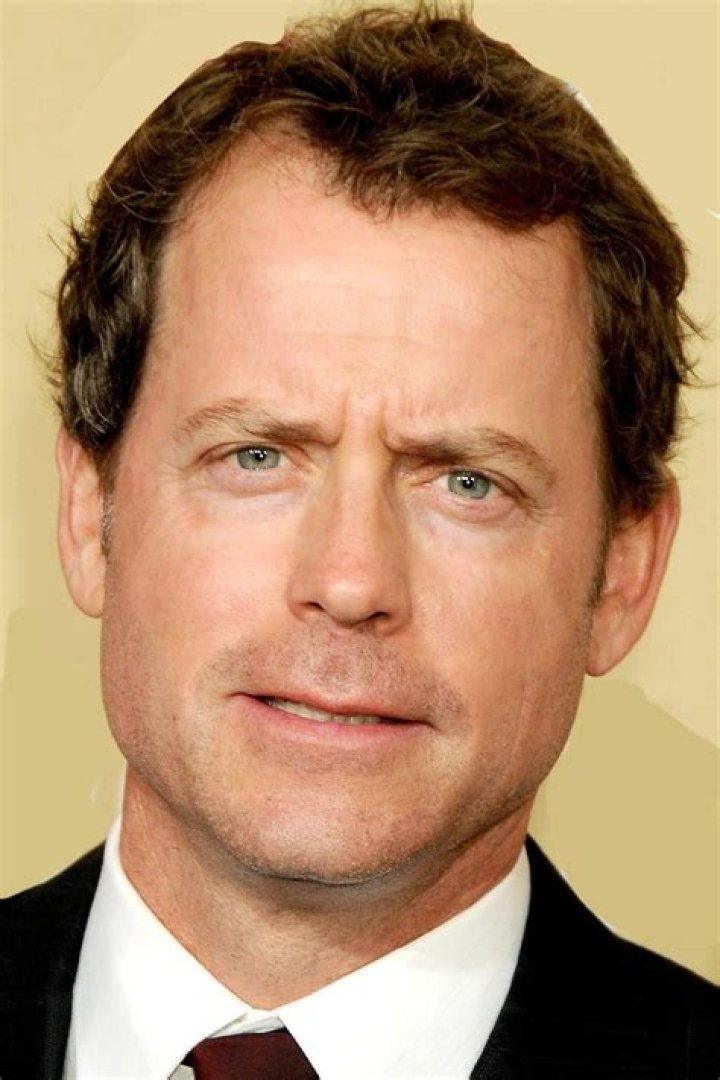 Greg Kinnear Height, Weight, Net Worth, Age, Birthday, Wikipedia, Who, Nationality, Biography