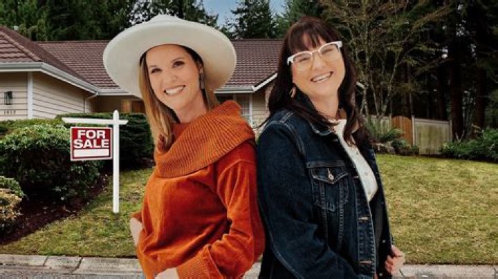 HGTV Unsellable Houses Cast And Real Estate Agent Lyndsay Lamb Family And Net Worth Update