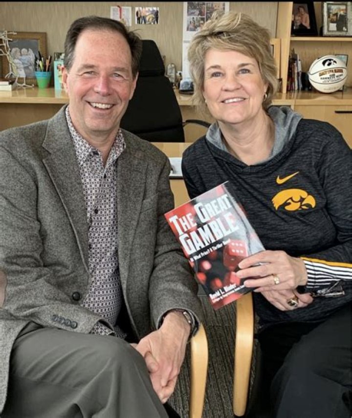 Iowa Coach Lisa Bluder Family Life with Husband David Bluder