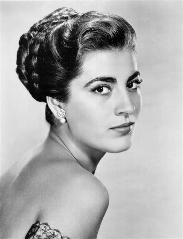 
Irene Papas Height, Weight, Net Worth, Age, Birthday, Wikipedia, Who, Nationality, Biography 