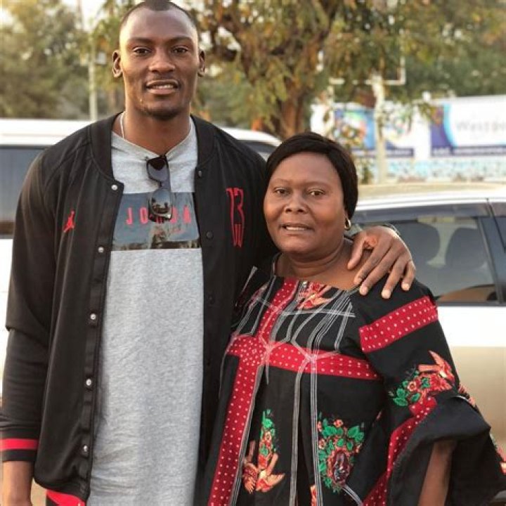 
Is Bismack Biyombo Married? Girlfriend Ana Ledesma and Family 