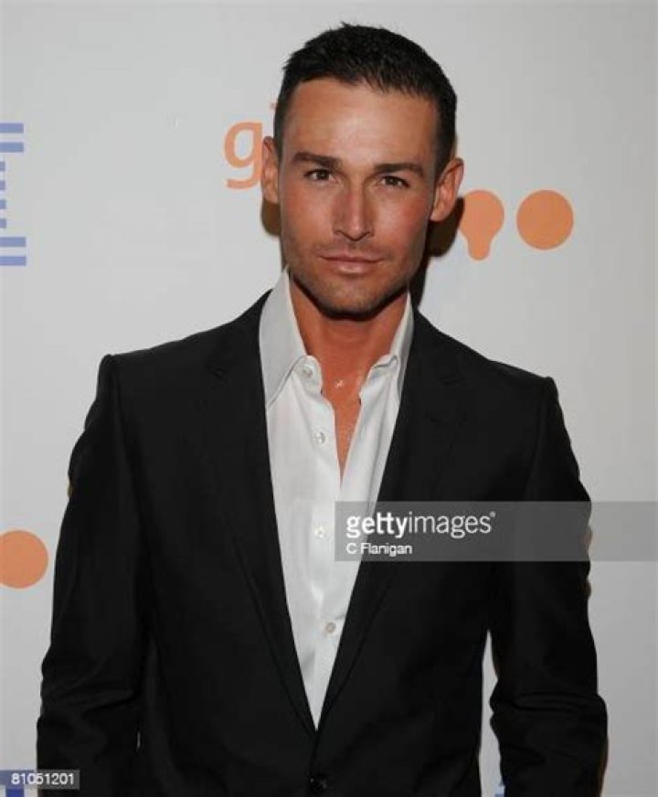 J. P. Calderon Height, Weight, Net Worth, Age, Birthday, Wikipedia, Who, Nationality, Biography