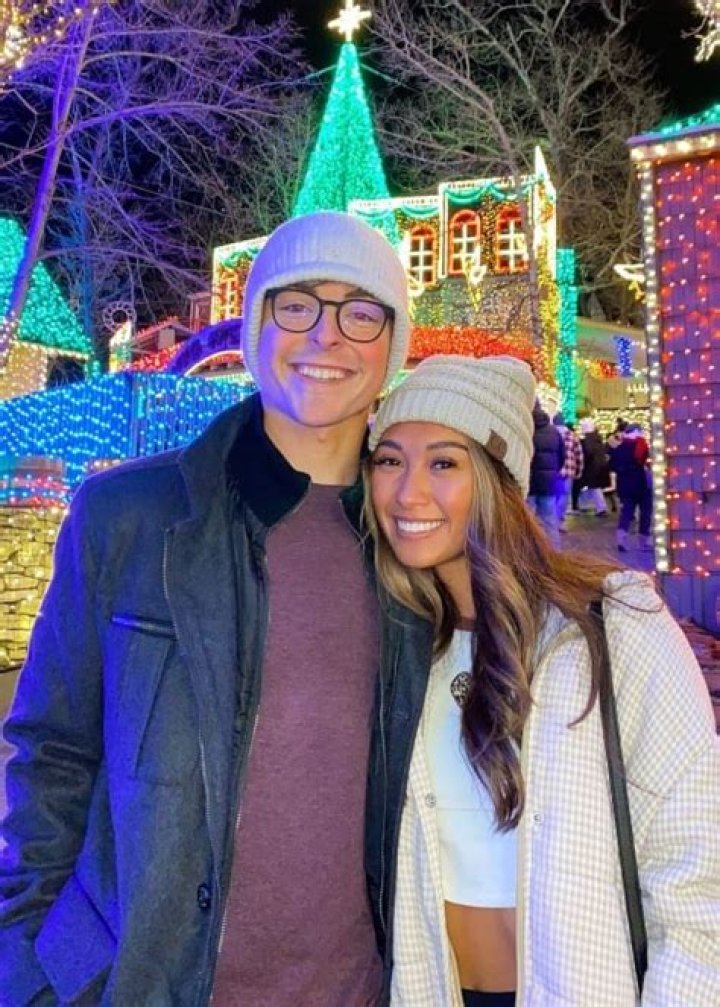 
Jaycee Cabasi Height, Weight, Net Worth, Age, Birthday, Wikipedia, Who, Nationality, Biography 