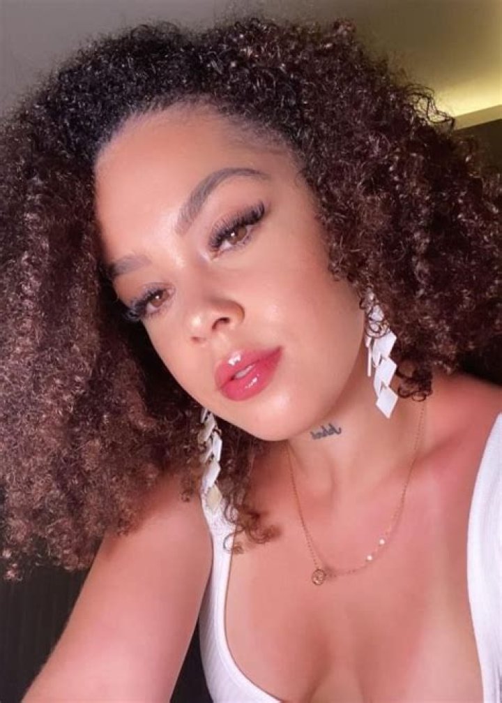 
Jenesis Sanchez Height, Weight, Net Worth, Age, Birthday, Wikipedia, Who, Nationality, Biography 