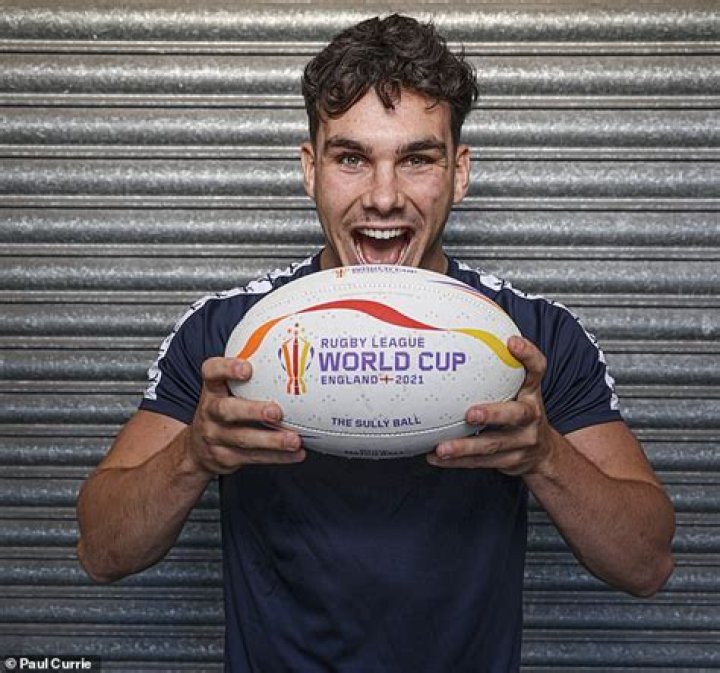 
Josh Farnworth Height, Weight, Net Worth, Age, Birthday, Wikipedia, Who, Instagram, Biography 