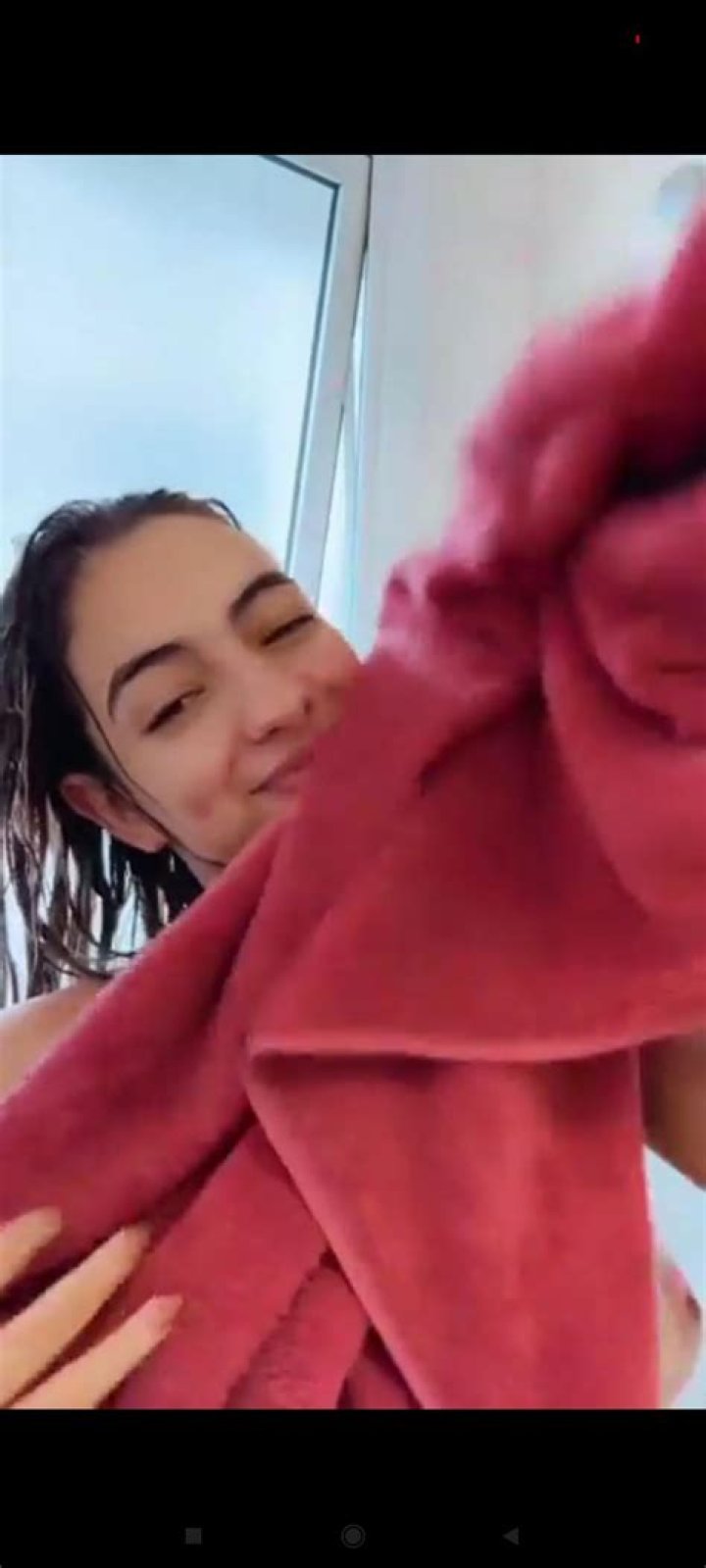 
Júlia Puzzuoli Height, Net Worth, Age, Who, Facts, Biography, Wiki 