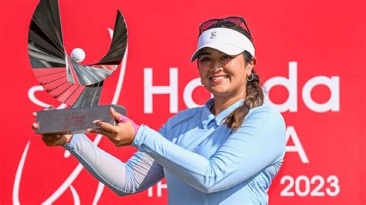 
Julie Vu Height, Weight, Net Worth, Age, Birthday, Wikipedia, Who, Instagram, Biography 