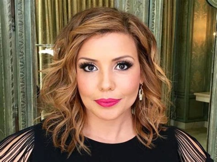 Justina Machado Height, Age, Boyfriend, Biography, Wiki, Net Worth