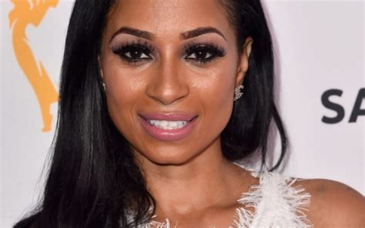 Karlie Redd Height, Weight, Net Worth, Age, Birthday, Wikipedia, Who, Nationality, Biography