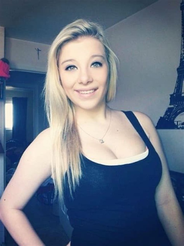 
Katherine Bond Height, Age, Who, Boyfriend, Biography, Wiki, Net Worth 