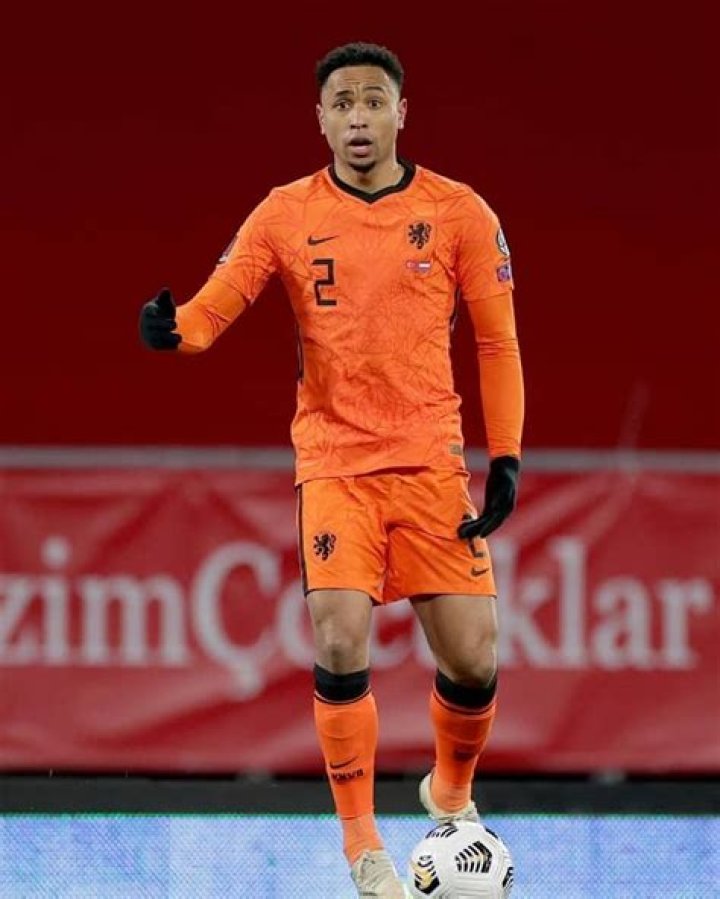 
Kenny Tete Height, Weight, Net Worth, Age, Birthday, Wikipedia, Who, Nationality, Biography 