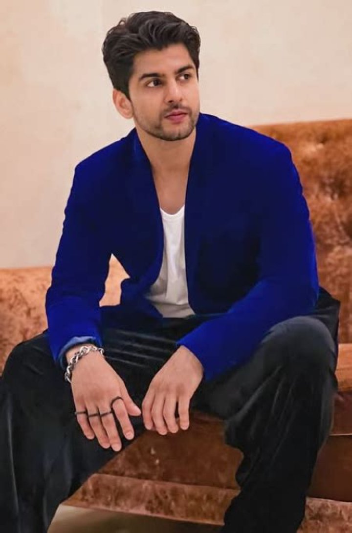 Krish Pathak Height, Weight, Net Worth, Age, Birthday, Wikipedia, Who, Instagram, Biography