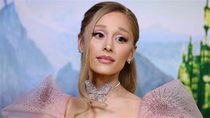 
Lagrande Dame Height, Weight, Net Worth, Age, Birthday, Wikipedia, Who, Nationality, Biography 