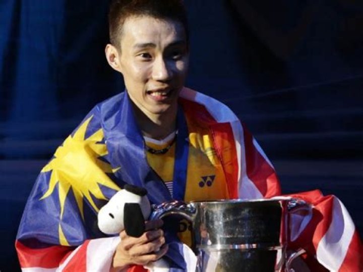 
Lee Chong Wei Height, Weight, Net Worth, Age, Birthday, Wikipedia, Who, Nationality, Biography 