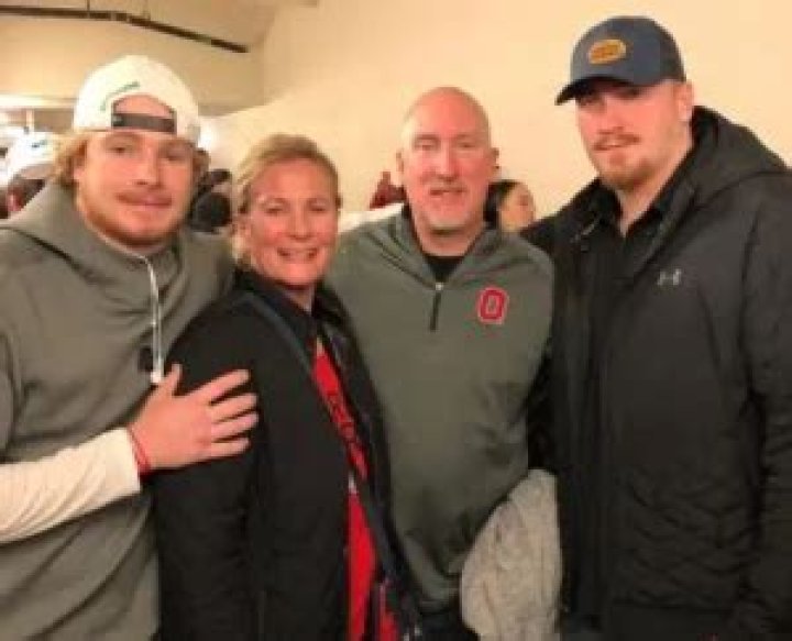 
Liam Eichenberg Parents and Siblings from Ohio 