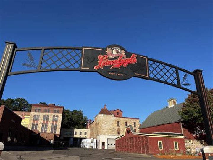 
Lily Peter’s Get Intense As Aunt Laurie Peters’s Boyfriend John Repetto From Chippewa Falls WI Is Mentioned 