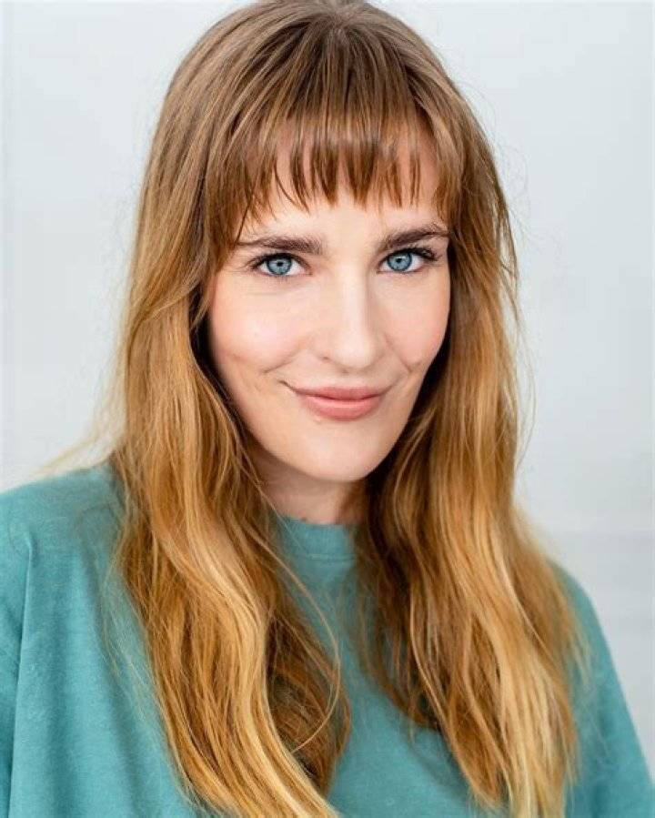 Liza Van Deventer Height, Weight, Net Worth, Age, Birthday, Wikipedia, Who, Nationality, Biography