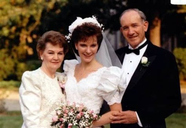 
Margaret McGloin Height, Weight, Net Worth, Age, Birthday, Wikipedia, Who, Nationality, Biography 