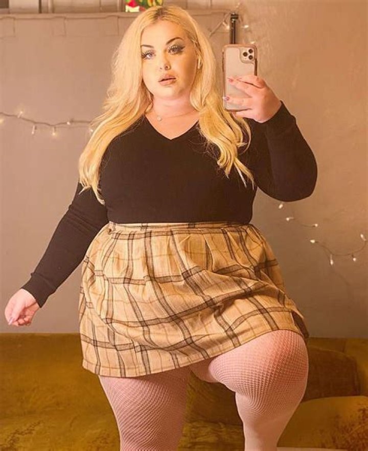 
Maria Melusina Height, Weight, Net Worth, Age, Birthday, Wikipedia, Who, Nationality, Biography 