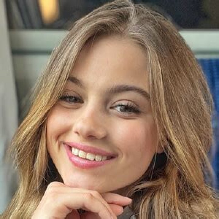 
Martiina Gonzalez Biography, Age, Boyfriend, Height, Net Worth 