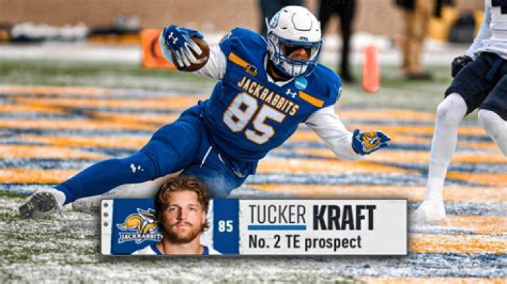 
Mary Kraft Height, Weight, Net Worth, Age, Birthday, Wikipedia, Who, Nationality, Biography 