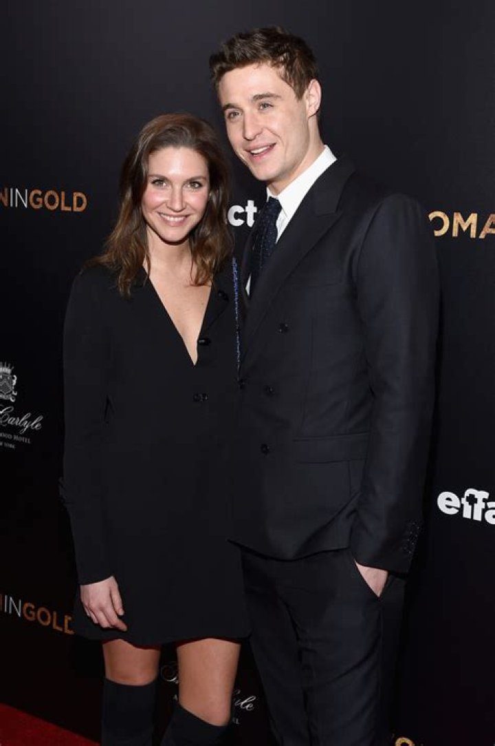 Max Irons has been married to his wife Sophie Pera since 2019