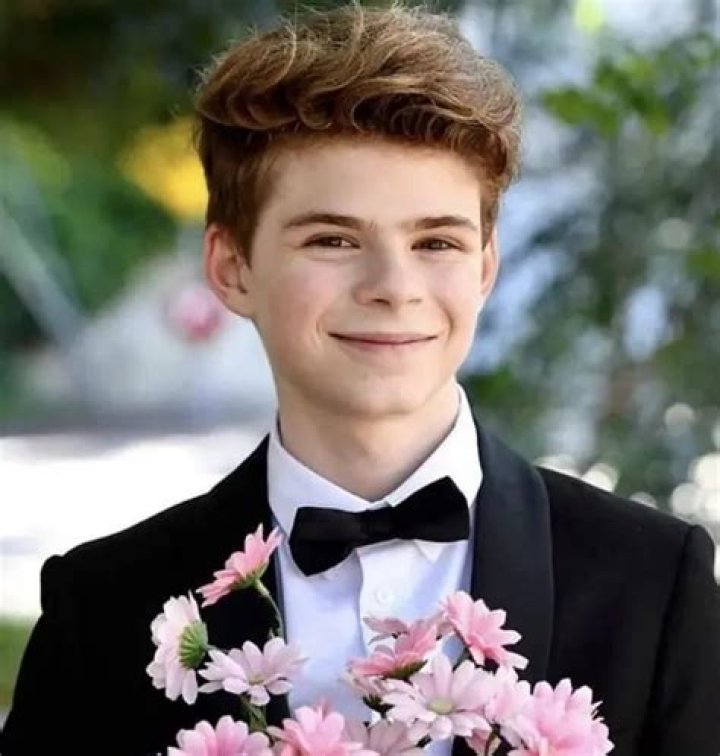 Merrick Hanna Height, Weight, Net Worth, Age, Wiki, Who, Instagram, Biography